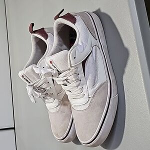 Airwalk white/gray/maroon size 9 shoes